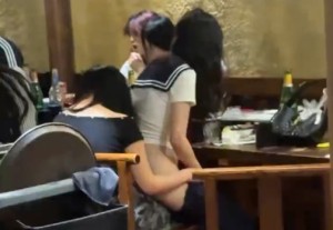 门事件 不守妇道的女孩子