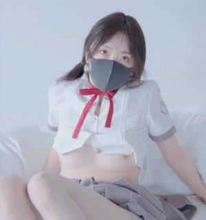 玩偶姐姐 最新私信短片 足交腹肌好累