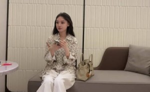 约了个在家门口兼职的妹子-曹长卿