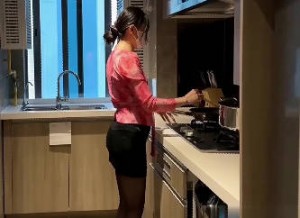 黑丝母狗卡洗衣机玩弄风骚肥臀后妈疯狂抽插-果儿