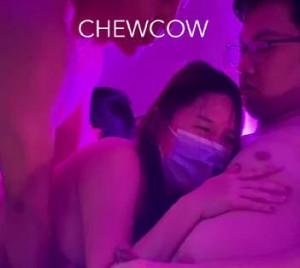 第一次體驗與專業AV男優季耕的親密接觸-Chewcow