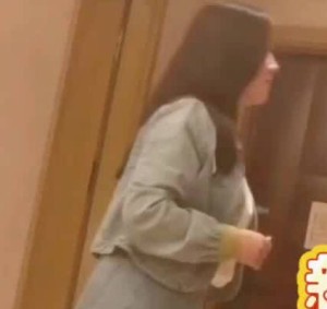 新来的女教员-董庆良
