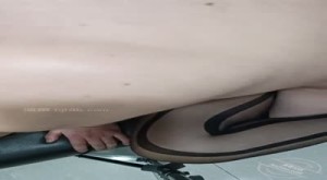 姐姐喝多了偷偷操了姐姐射在了阴唇上