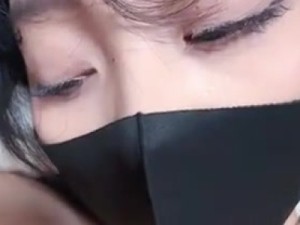 520我和炮机齐上阵把她骚逼都操坏了